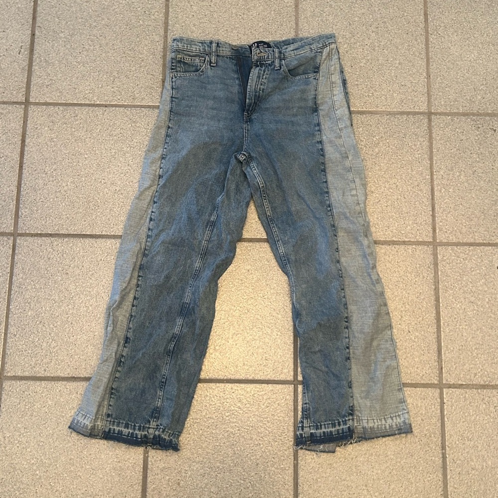 Gap Two-Tone Blue Jeans - Picture 2 of 6